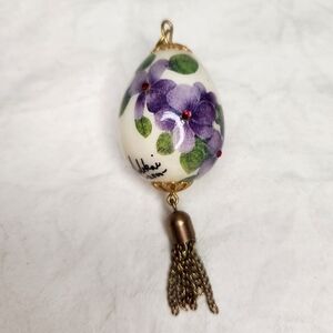 Vintage handpainted quail egg pendant